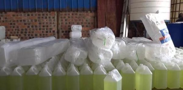 廣西一洗滌劑廠“轉(zhuǎn)行”勾兌消毒液被查，近20噸已流入市場，自來水供應(yīng)或受影響